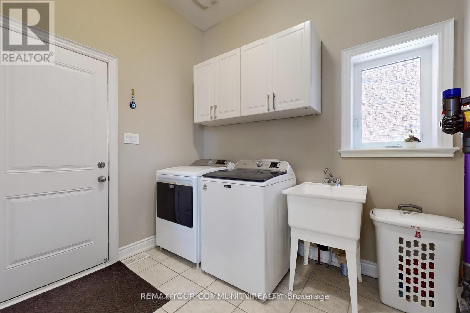 19 Richmond Park Drive, Georgina, Ontario  L4P 0H2 - Photo 20 - N12712822