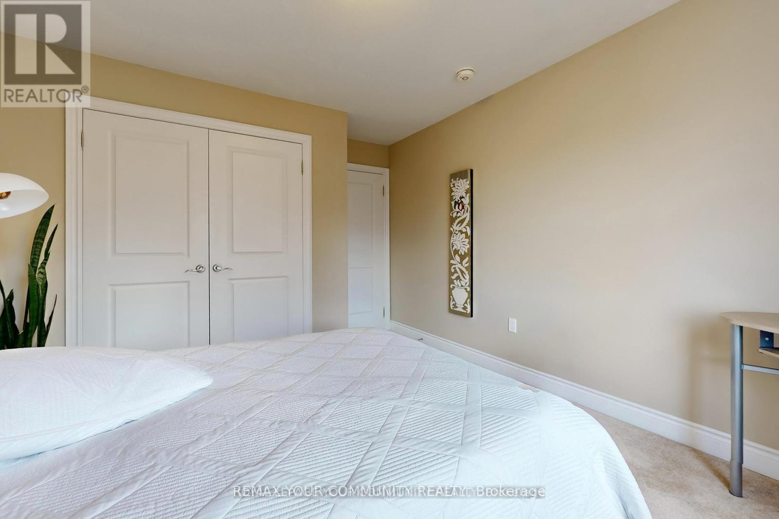 19 Richmond Park Drive, Georgina, Ontario  L4P 0H2 - Photo 34 - N12712822