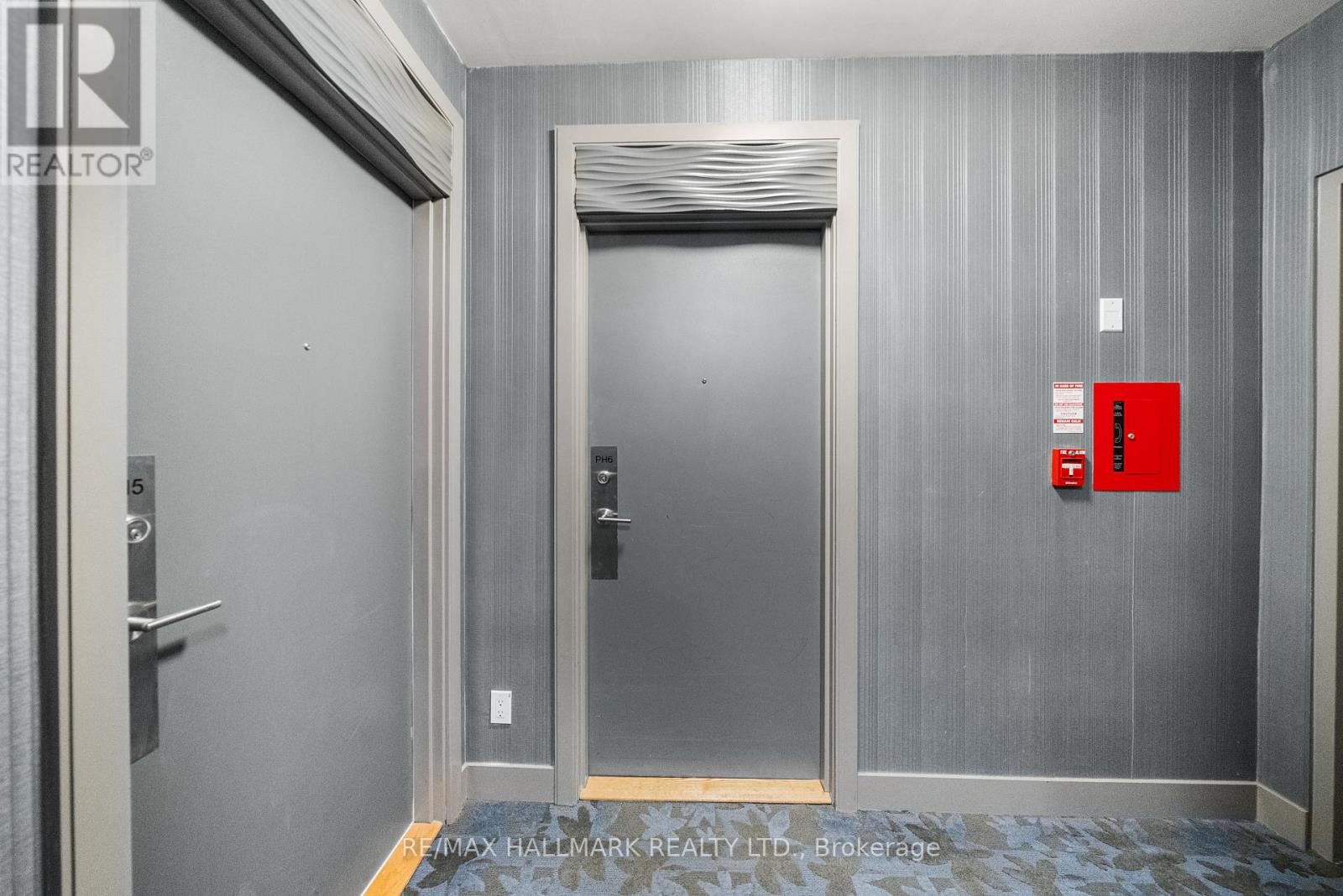 Ph6 - 9600 Yonge Street, Richmond Hill, Ontario  L4C 0X3 - Photo 6 - N12712834