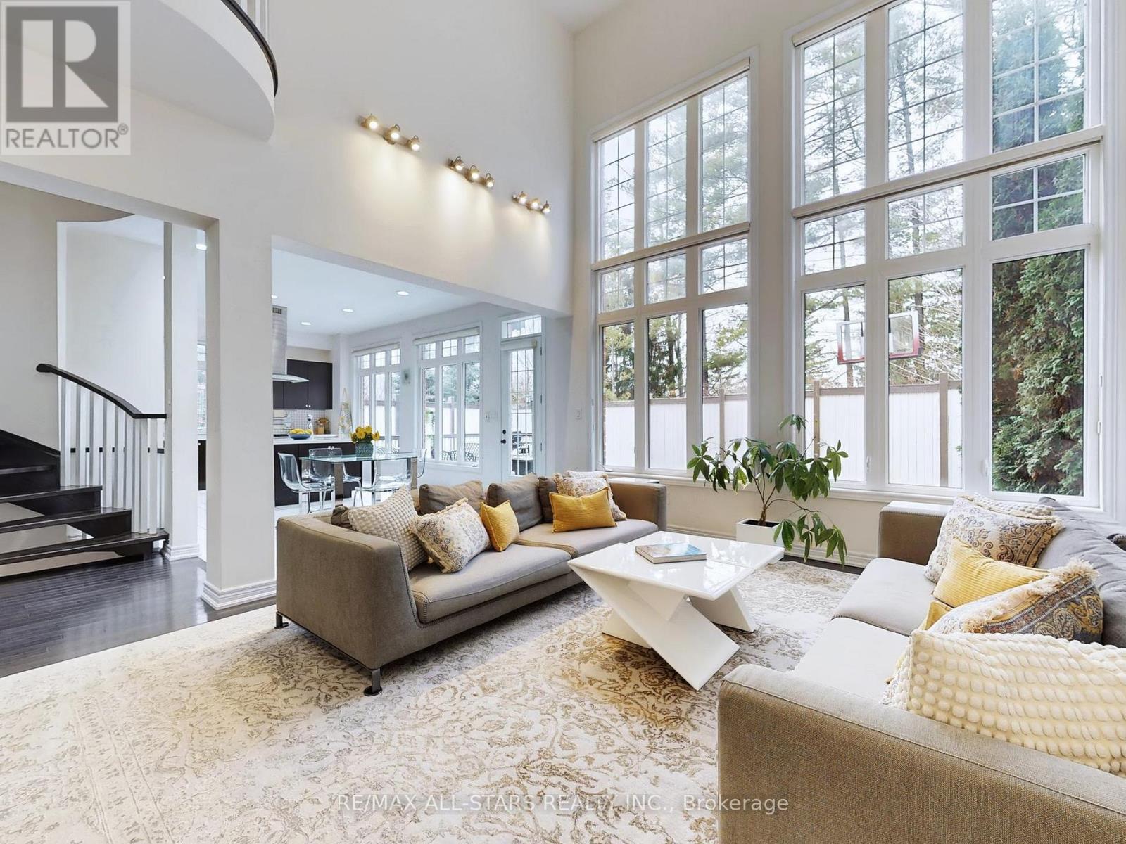 2 Yorkton Boulevard, Markham, Ontario  L6C 0J9 - Photo 6 - N12712836