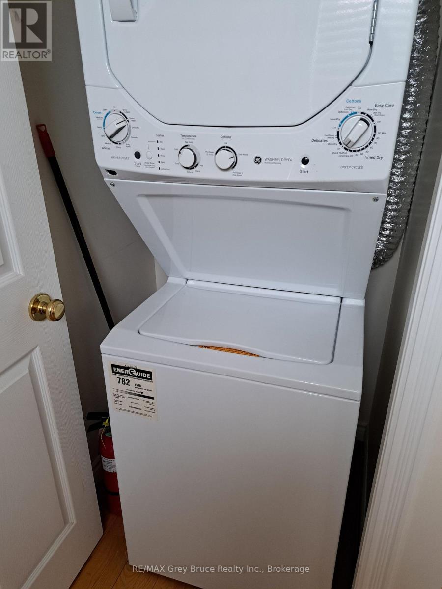 44 Sykes Street N, Meaford, Ontario  N4L 1V9 - Photo 12 - X12712906