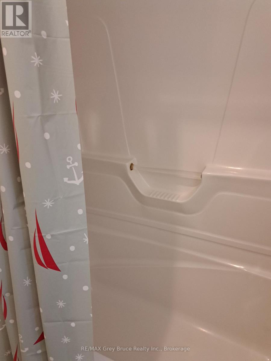 44 Sykes Street N, Meaford, Ontario  N4L 1V9 - Photo 9 - X12712906