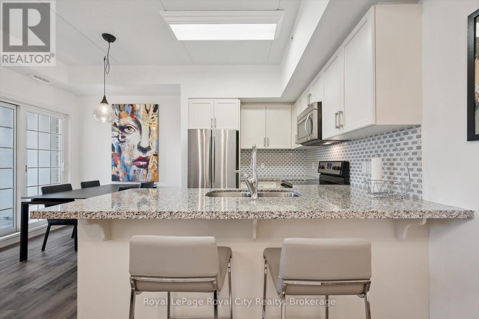 228 - 1077 GORDON STREET, Guelph, Ontario