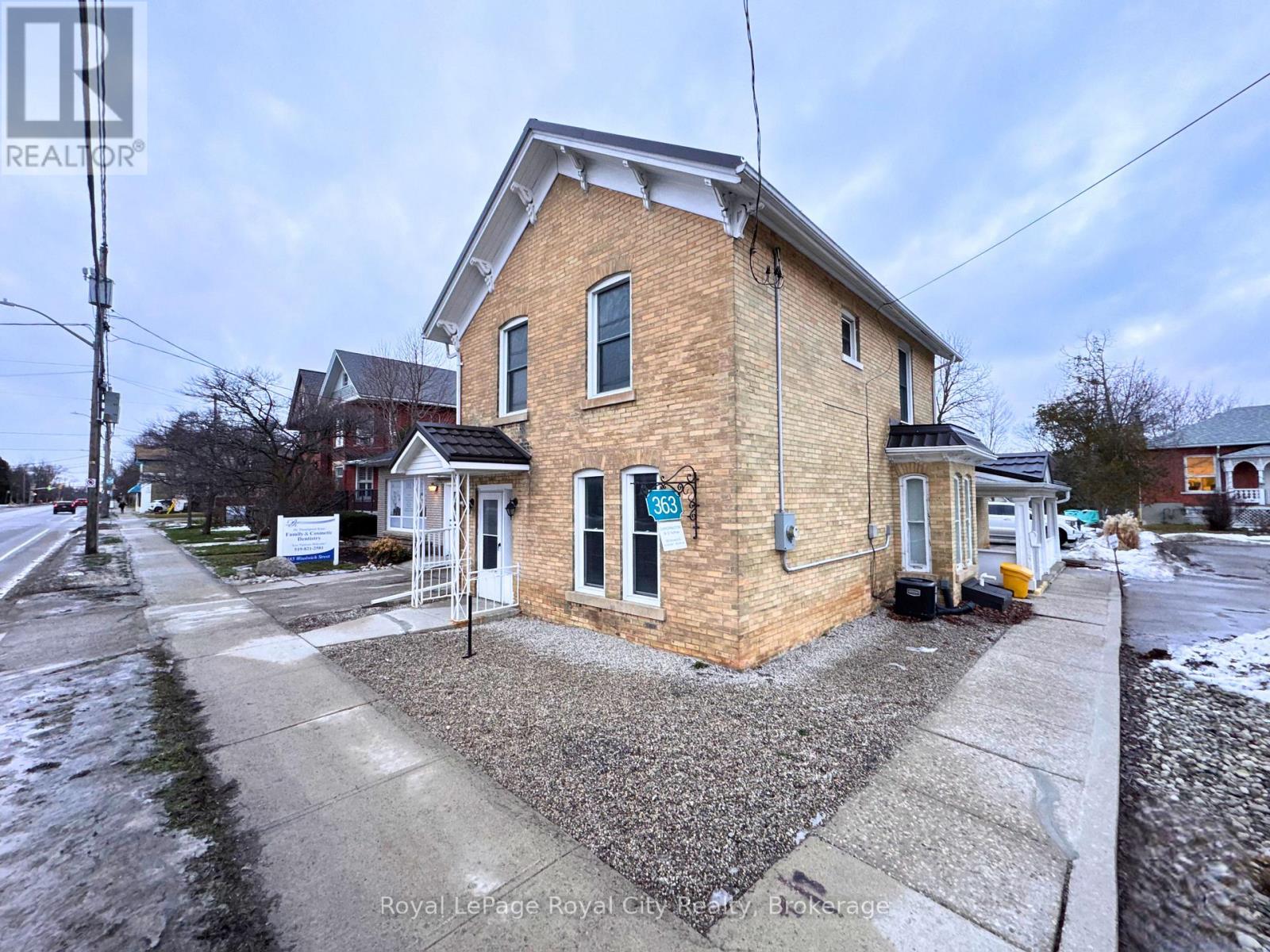 363 Woolwich Street, Guelph, Ontario N1H 3W4 - Photo 1 - X12712978