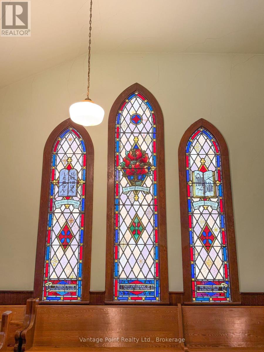 169 Kincardine Street, Grey Highlands, Ontario  N0C 1K0 - Photo 12 - X12713052