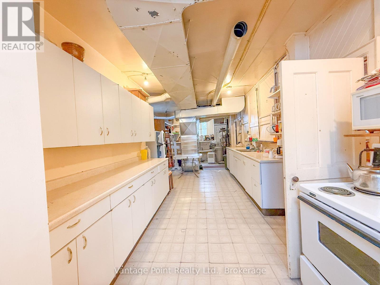 169 Kincardine Street, Grey Highlands, Ontario  N0C 1K0 - Photo 17 - X12713052