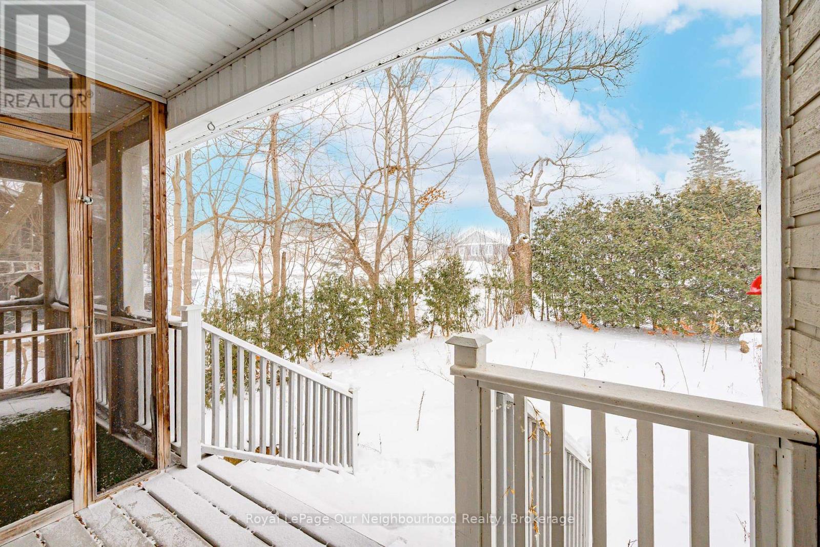 10300 Ravenshoe Road, Georgina, Ontario  L9P 1R2 - Photo 7 - N12713148