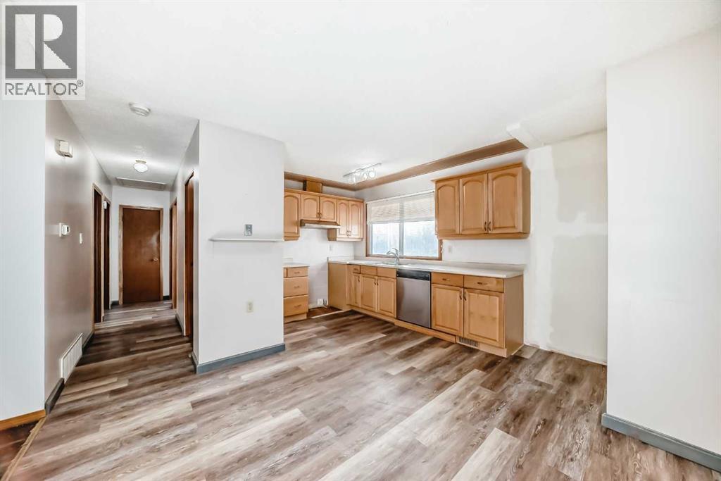 4703 35 Avenue Sw, Calgary, Alberta  T3E 1B5 - Photo 10 - A2280384