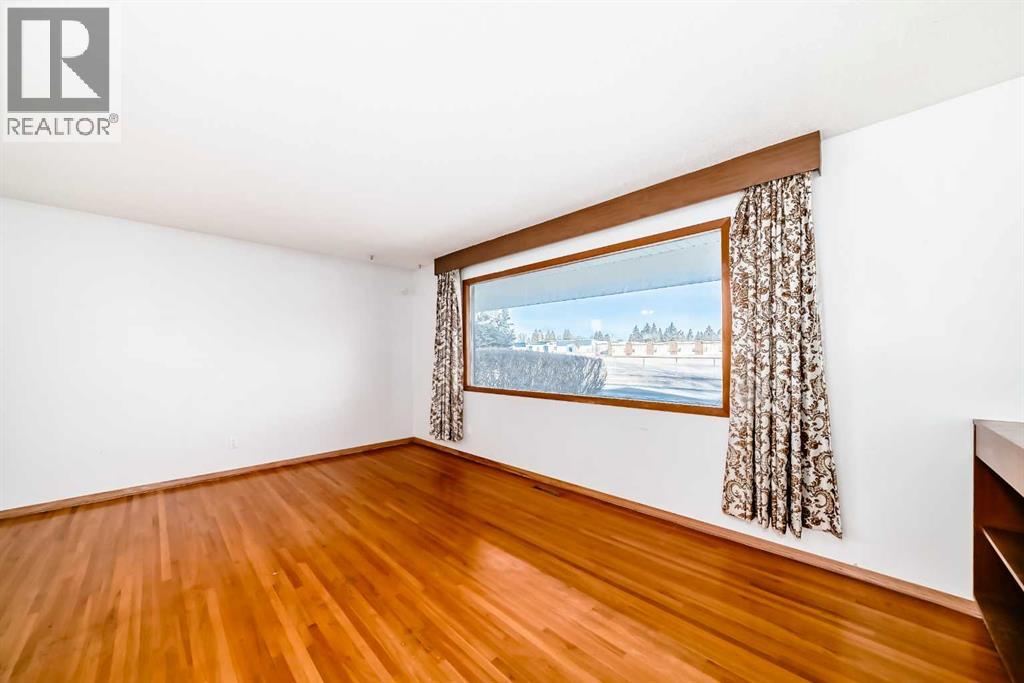 4703 35 Avenue Sw, Calgary, Alberta  T3E 1B5 - Photo 14 - A2280384