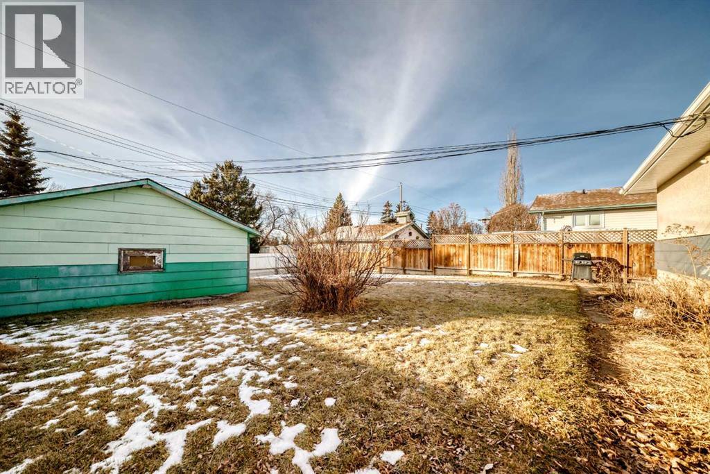 4703 35 Avenue Sw, Calgary, Alberta  T3E 1B5 - Photo 44 - A2280384