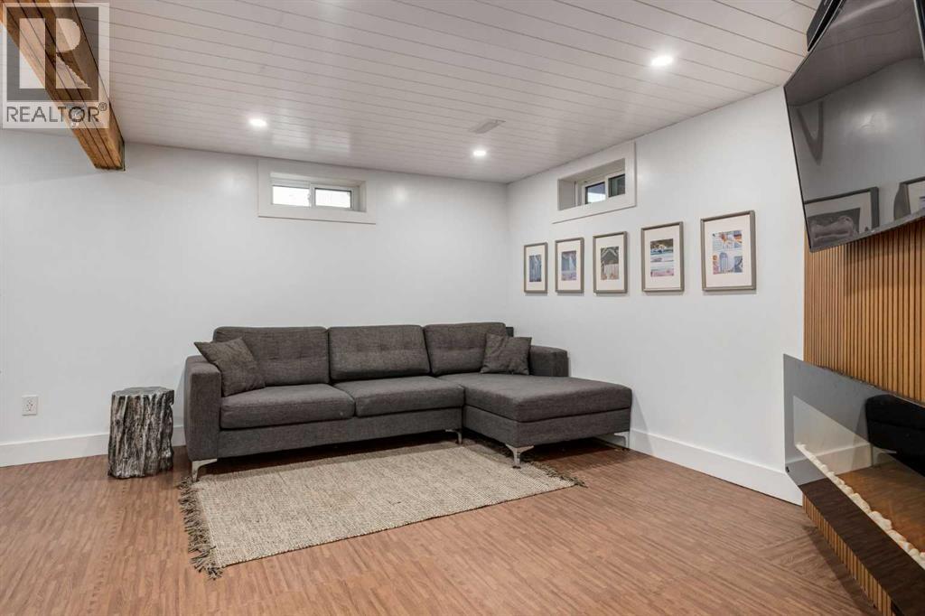 2539 Chicoutimi Drive Nw, Calgary, Alberta  T2L 0W4 - Photo 31 - A2279653