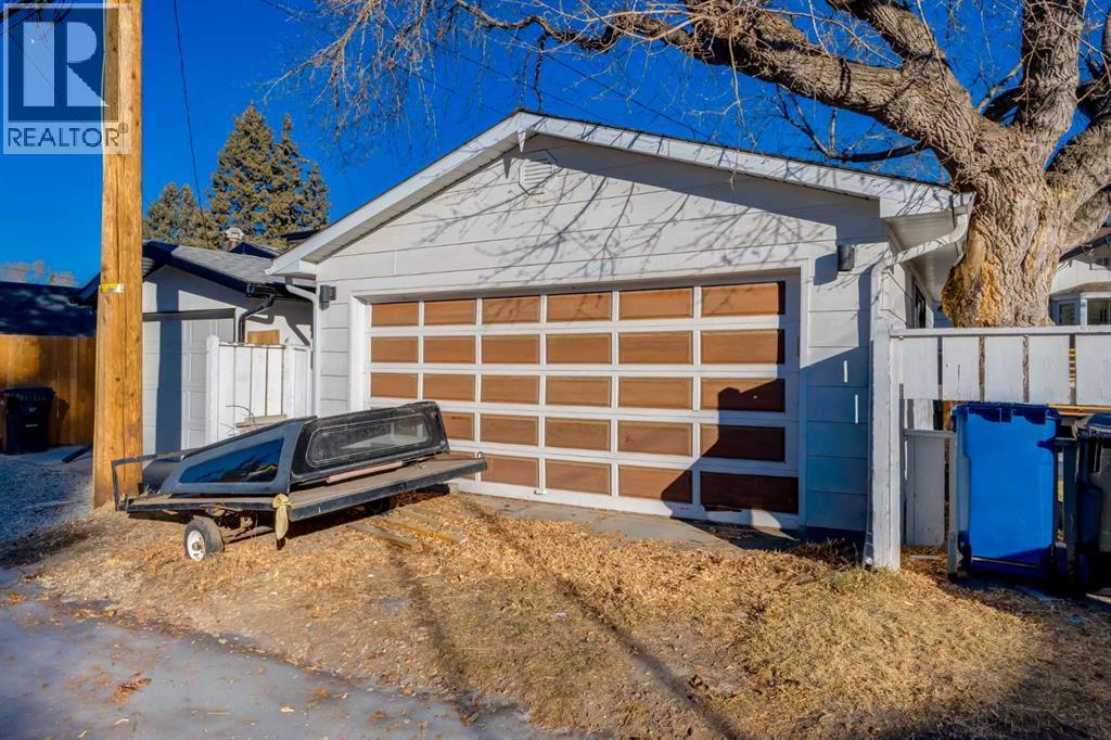 2539 Chicoutimi Drive Nw, Calgary, Alberta  T2L 0W4 - Photo 45 - A2279653