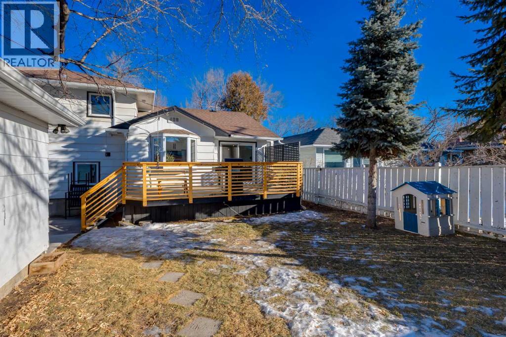 2539 Chicoutimi Drive Nw, Calgary, Alberta  T2L 0W4 - Photo 40 - A2279653