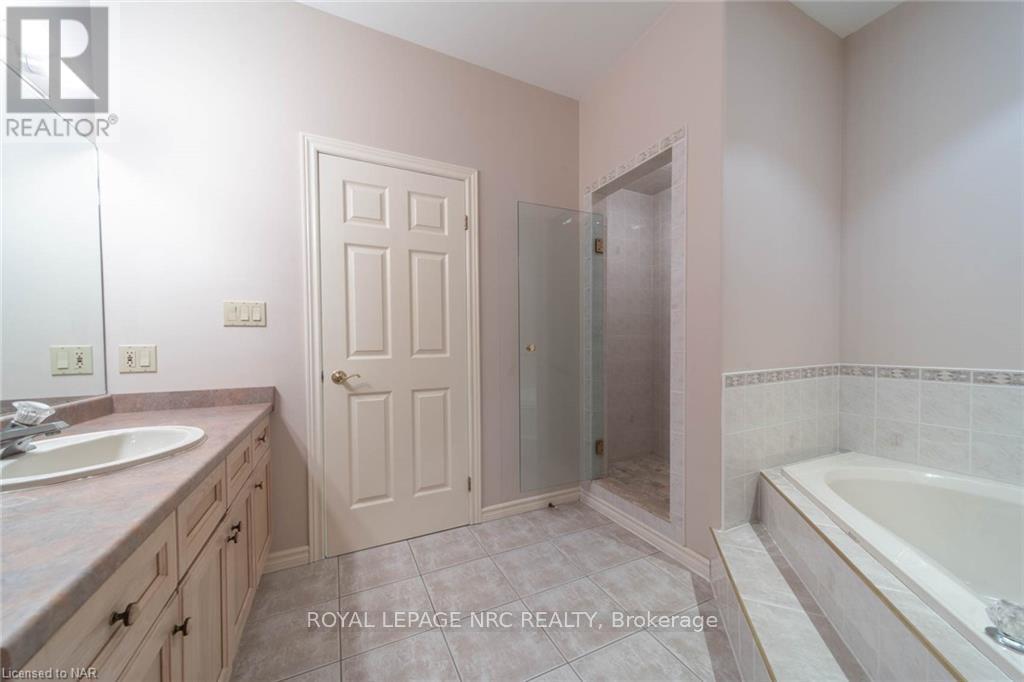 25 - 174 Martindale Road, St. Catharines, Ontario  L2S 3Z9 - Photo 11 - X12274015