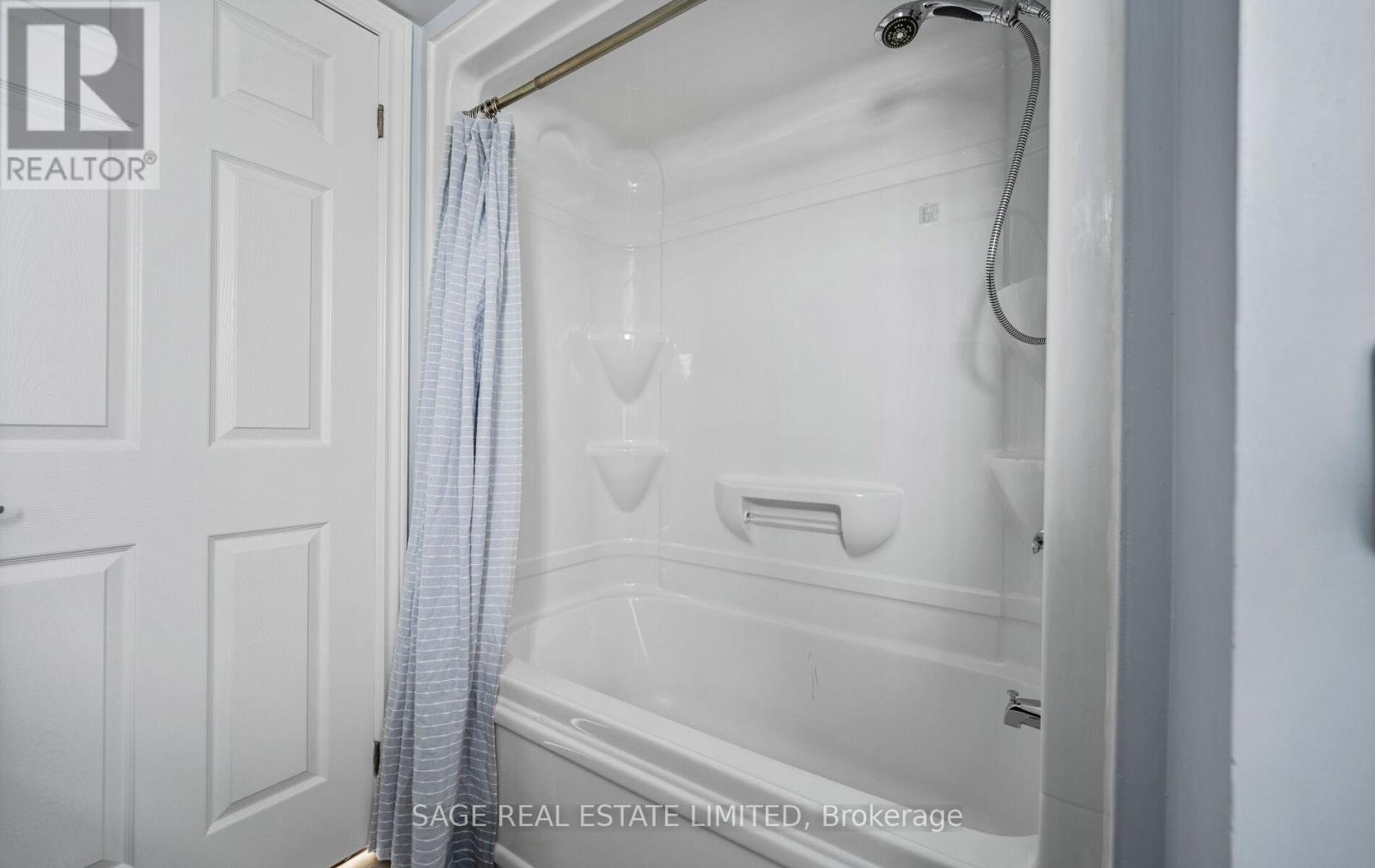 402 - 1360 Main Street E, Milton, Ontario  L9T 7S5 - Photo 21 - W12712750