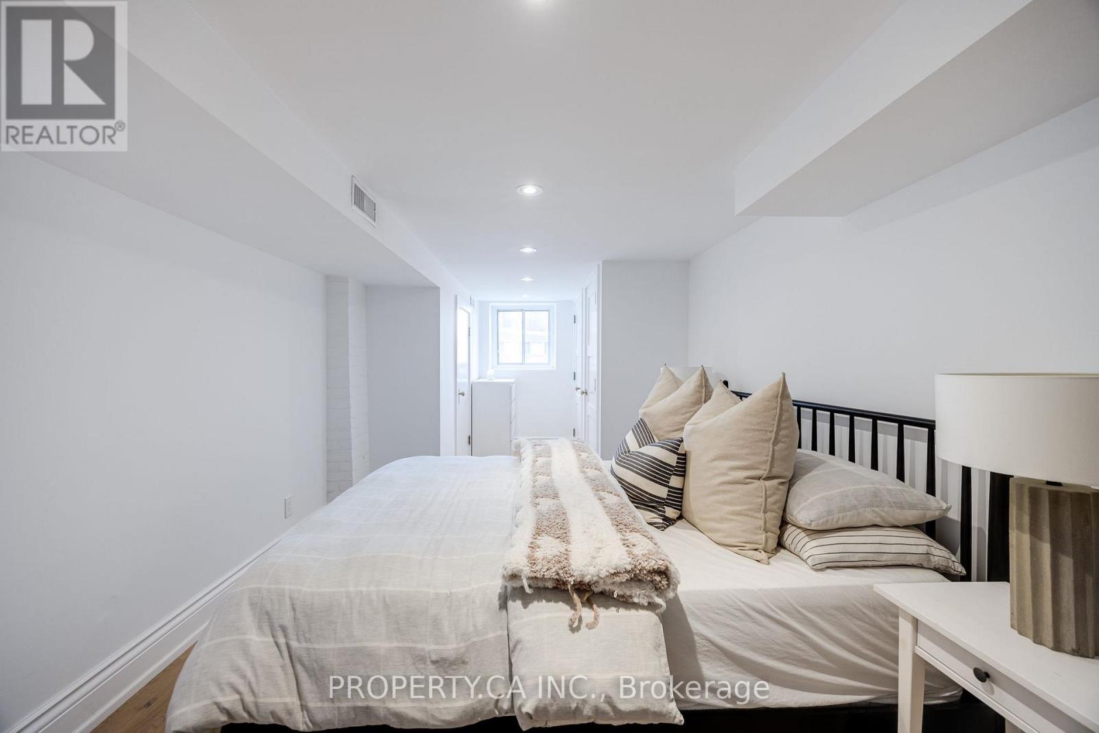 1287 Davenport Road, Toronto, Ontario  M6H 2H3 - Photo 16 - W12712756