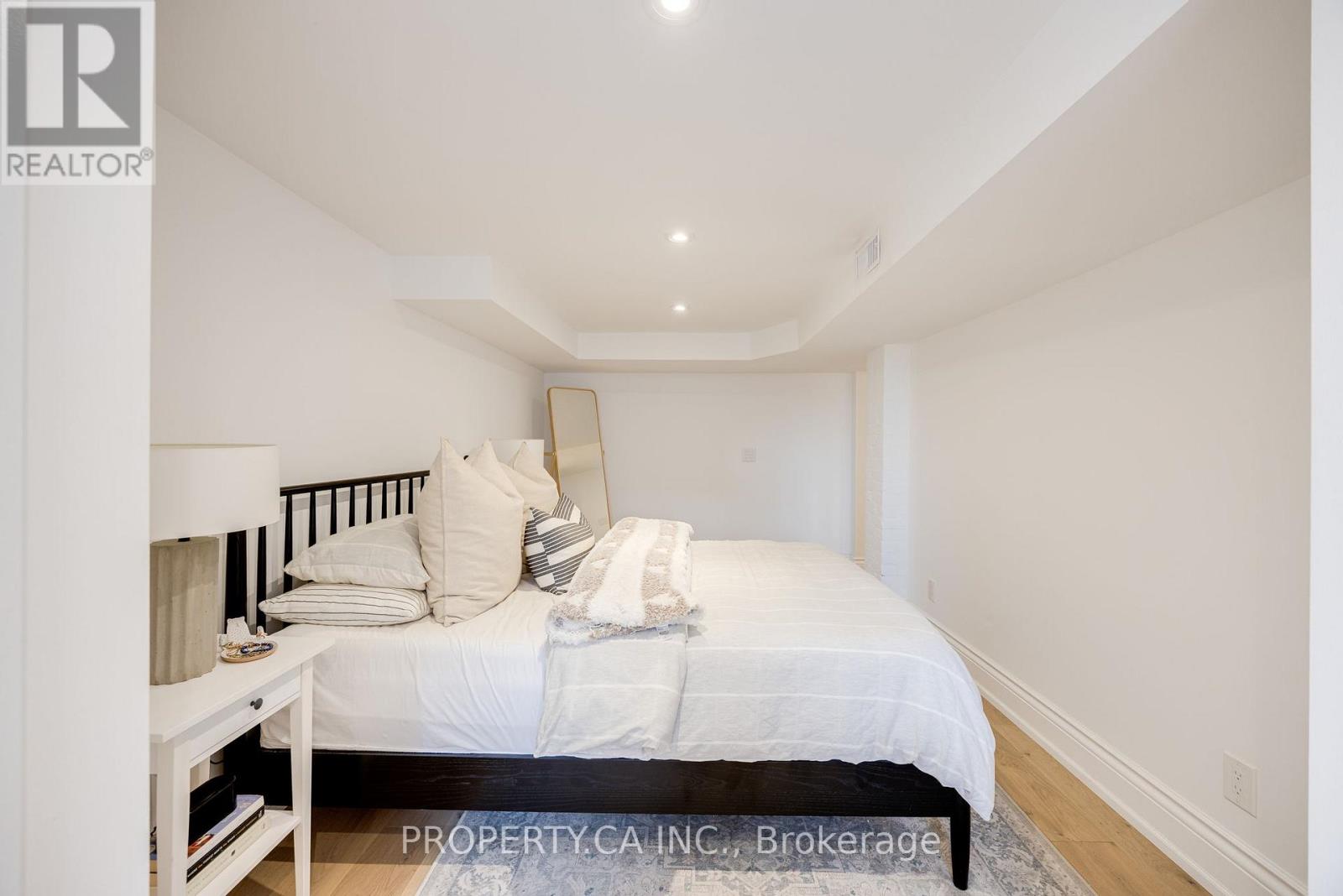 1287 Davenport Road, Toronto, Ontario  M6H 2H3 - Photo 17 - W12712756