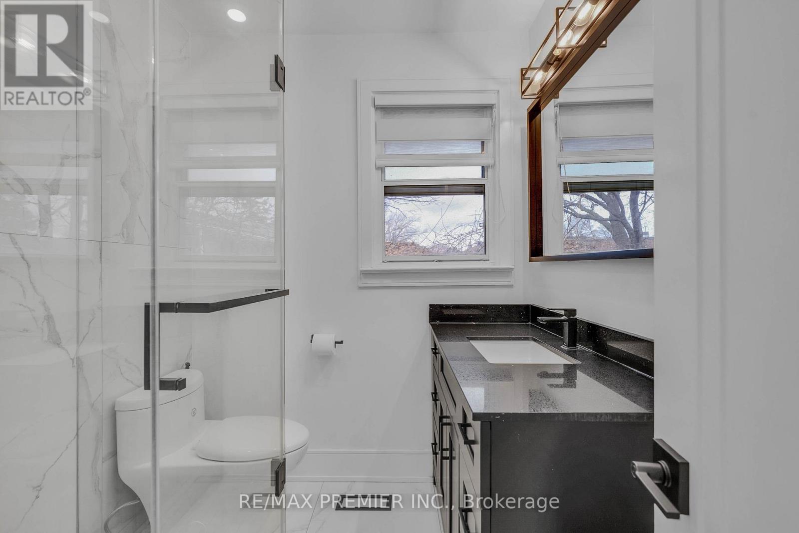 402 St Augustine Drive, Oakville, Ontario  L6K 3K9 - Photo 26 - W12712774