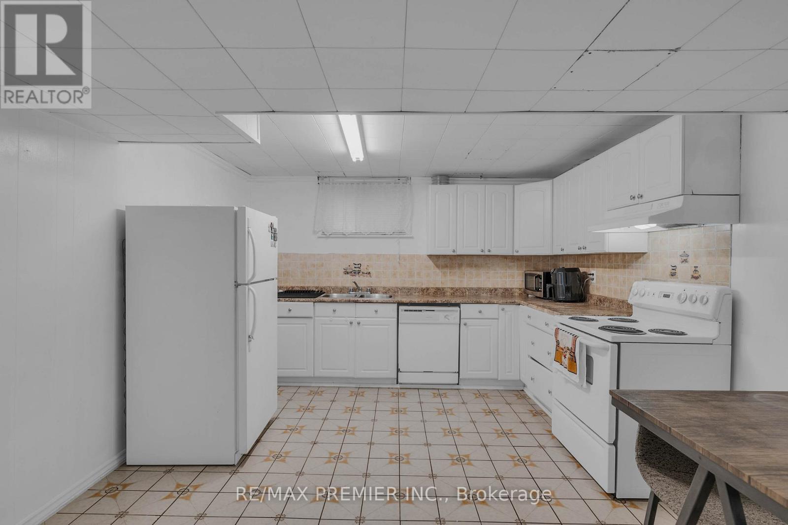 402 St Augustine Drive, Oakville, Ontario  L6K 3K9 - Photo 33 - W12712774