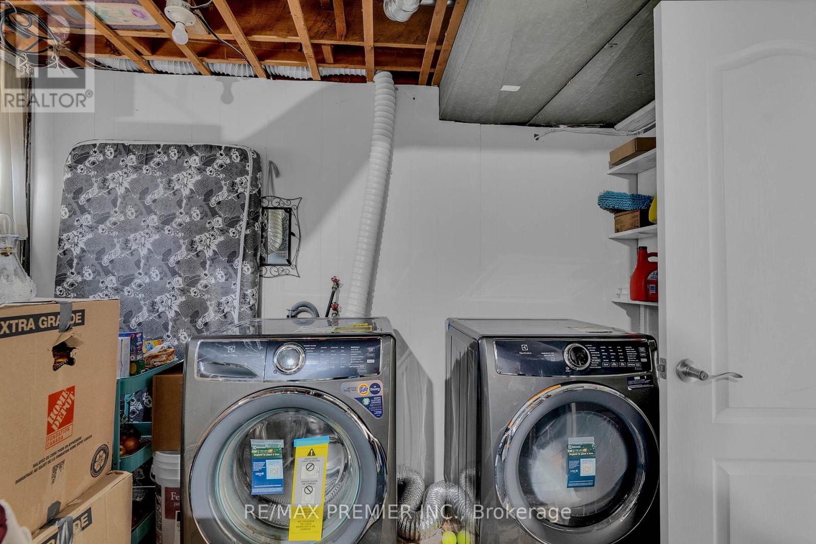 402 St Augustine Drive, Oakville, Ontario  L6K 3K9 - Photo 40 - W12712774