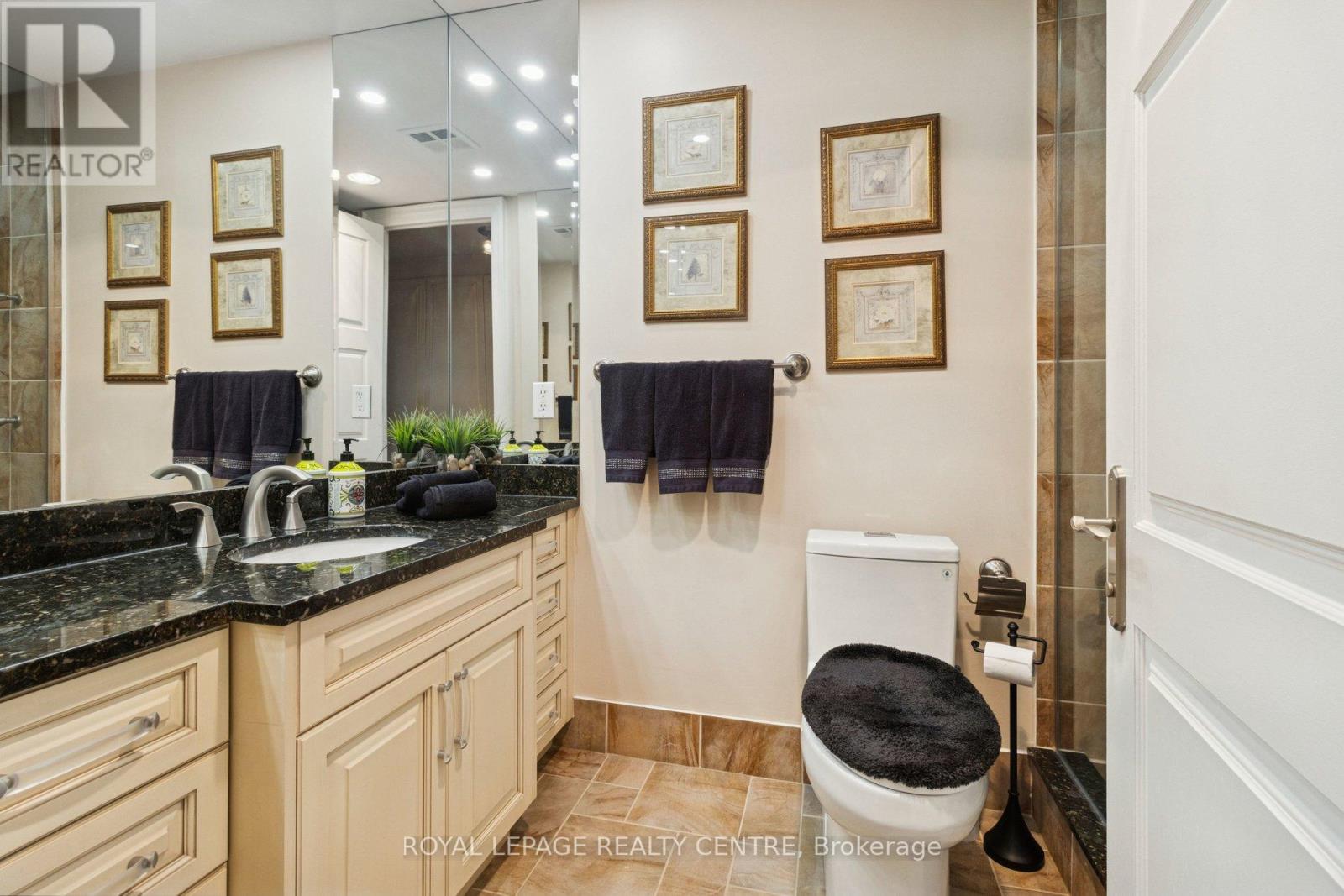 220 - 2095 Lake Shore Boulevard W, Toronto, Ontario  M8V 4G4 - Photo 19 - W12712794