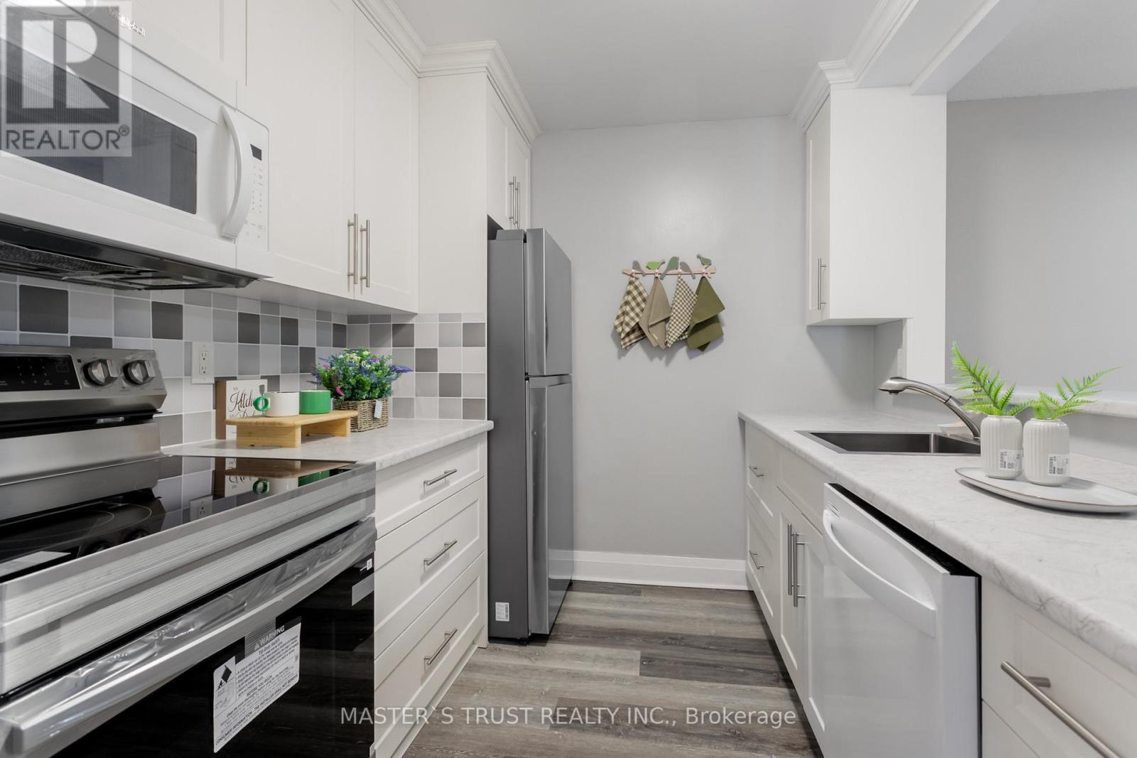 521 - 1450 Glen Abbey Gate, Oakville, Ontario  L6M 2V7 - Photo 13 - W12712798