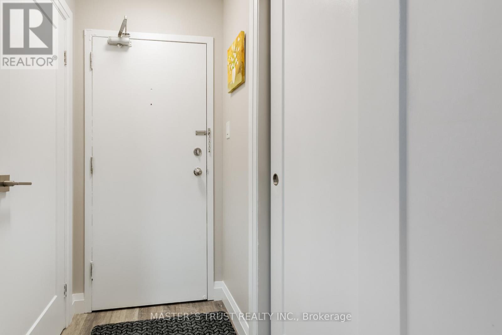 521 - 1450 Glen Abbey Gate, Oakville, Ontario  L6M 2V7 - Photo 3 - W12712798