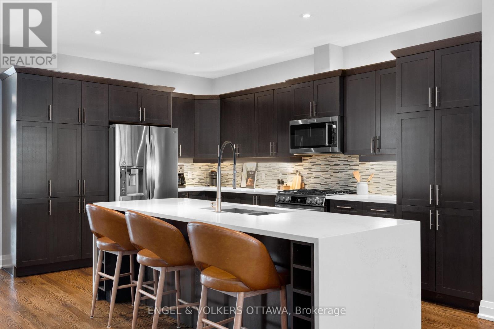 327 Duncairn Avenue, Ottawa, Ontario  K1Z 7H1 - Photo 7 - X12712882