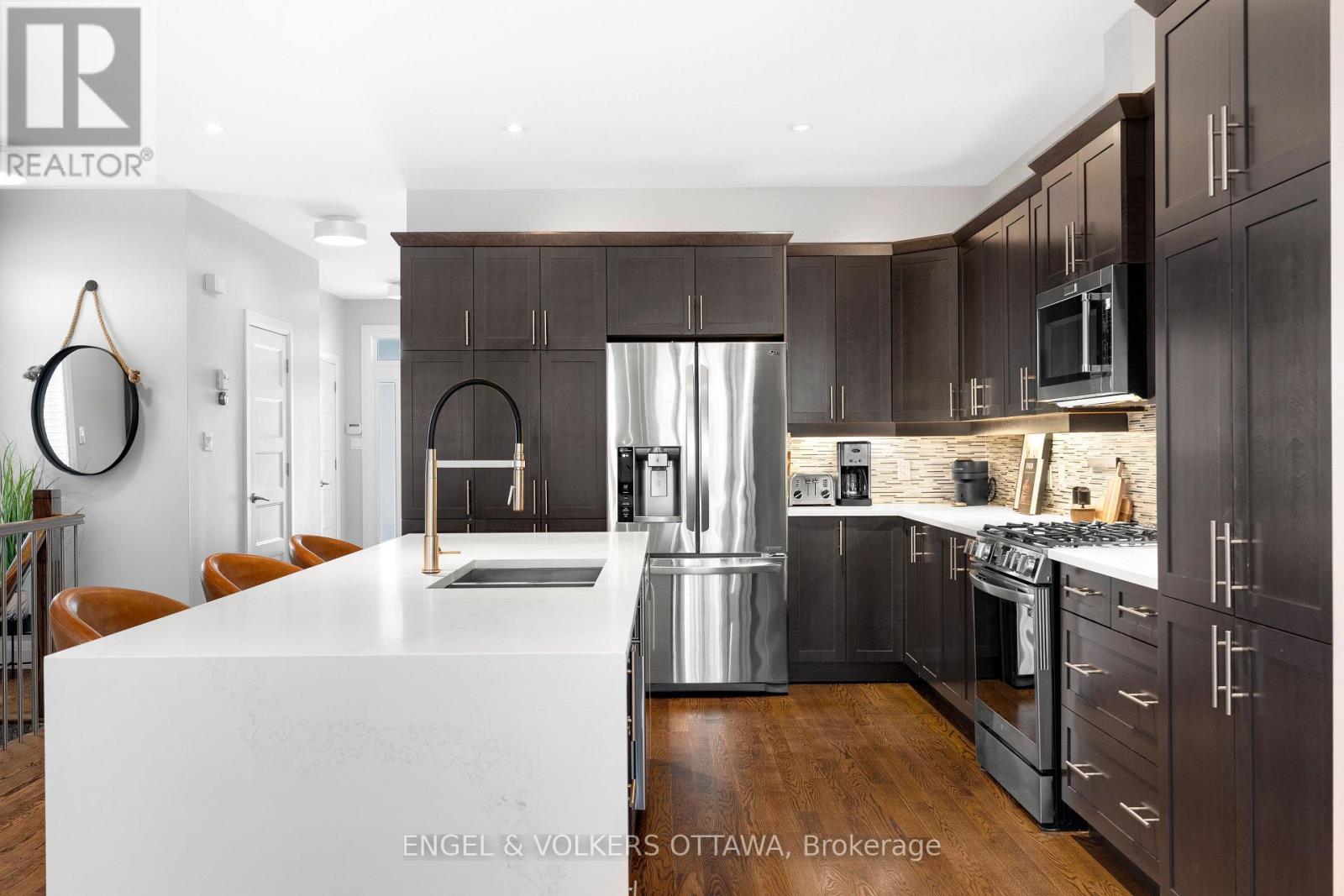 327 Duncairn Avenue, Ottawa, Ontario  K1Z 7H1 - Photo 8 - X12712882