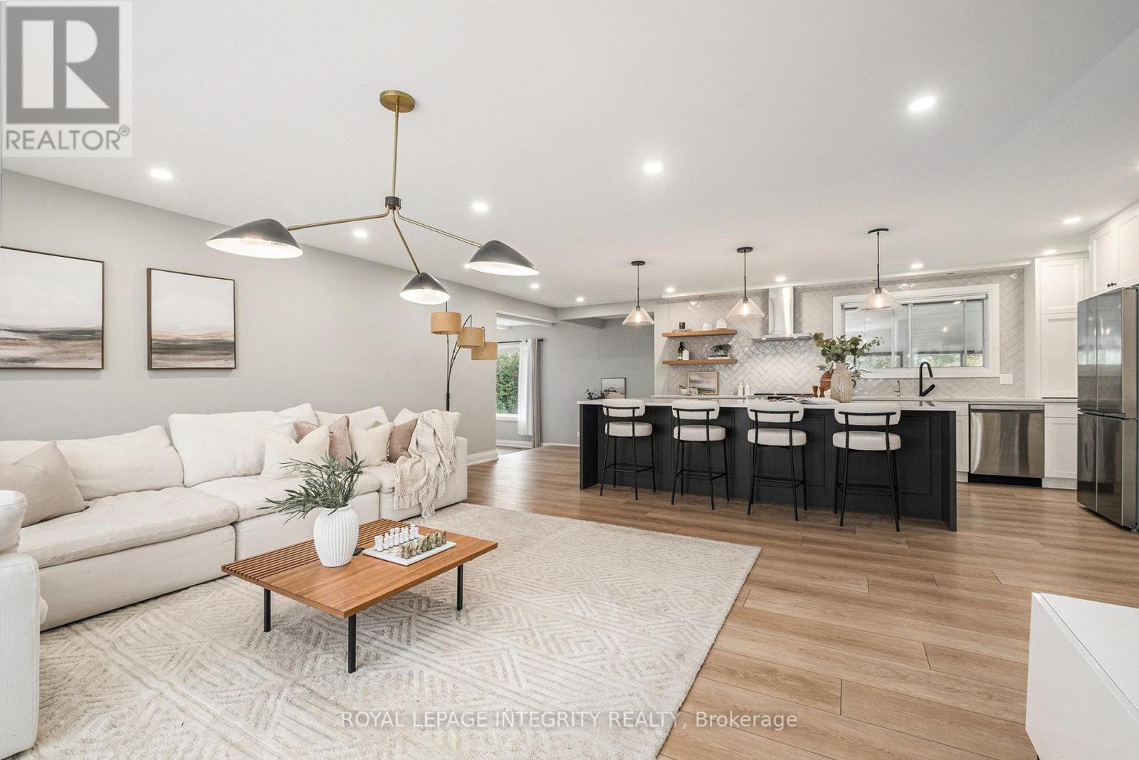 1843 Rideau Road, Ottawa, Ontario  K1X 1E1 - Photo 6 - X12712904