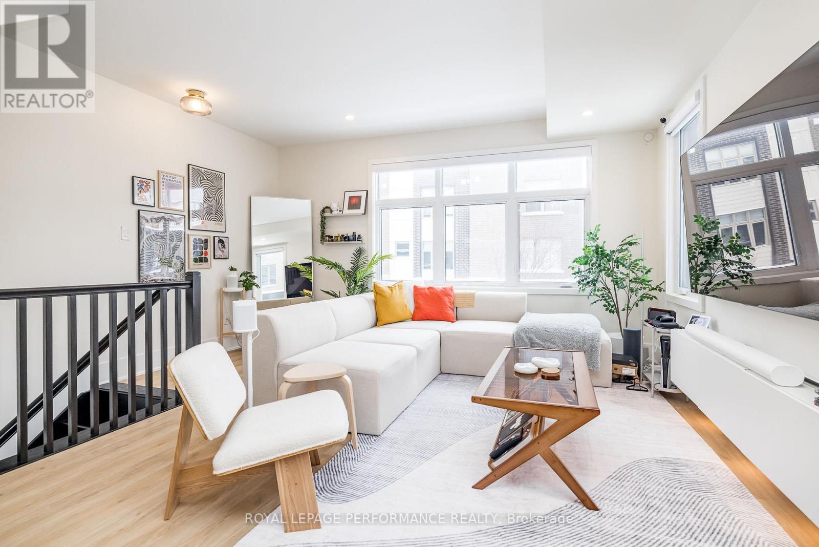 225 Makadewa Private W, Ottawa, Ontario  K1K 0P2 - Photo 10 - X12712990