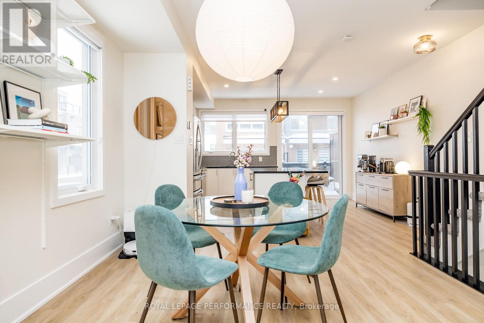 225 Makadewa Private W, Ottawa, Ontario  K1K 0P2 - Photo 12 - X12712990