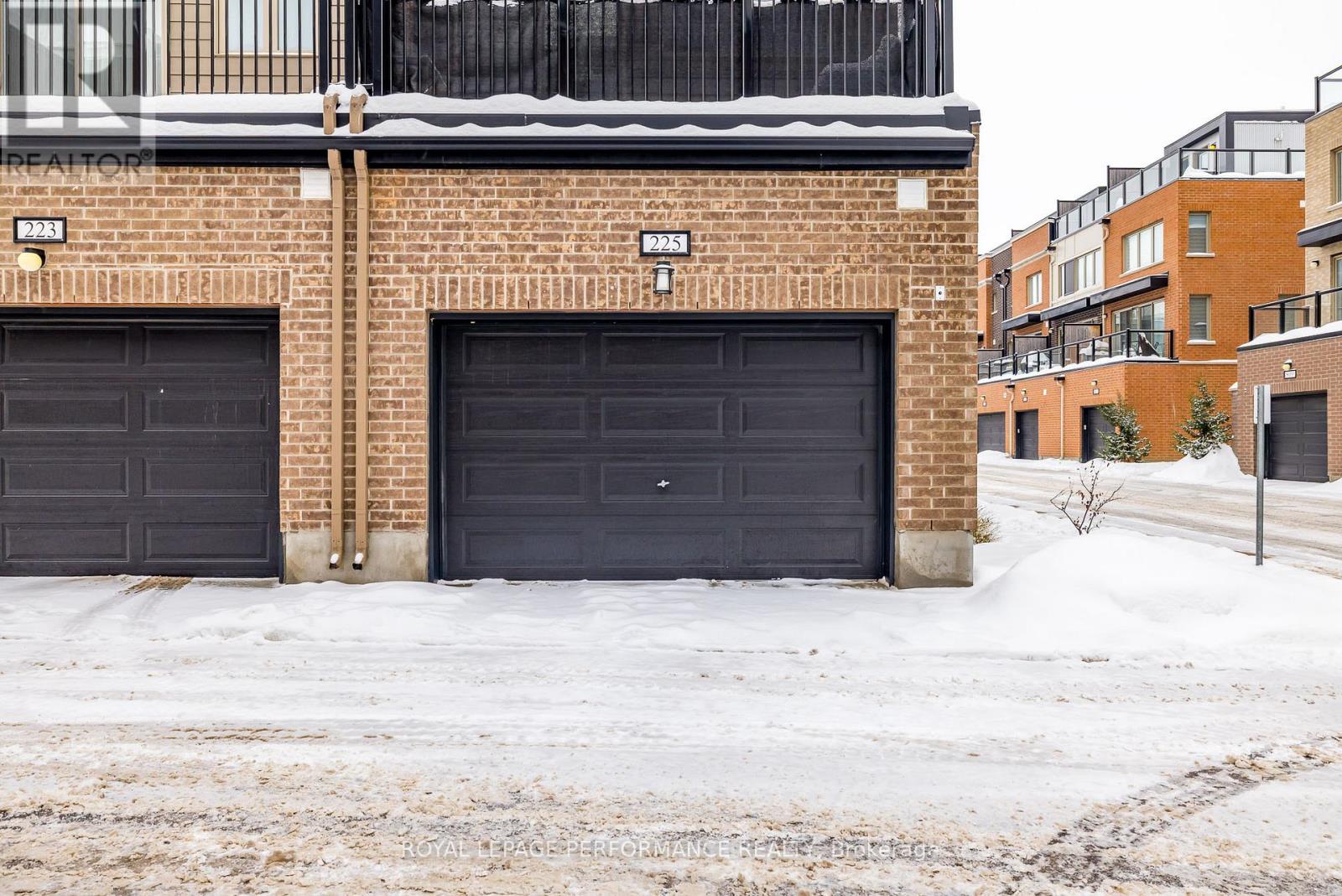 225 Makadewa Private W, Ottawa, Ontario  K1K 0P2 - Photo 38 - X12712990