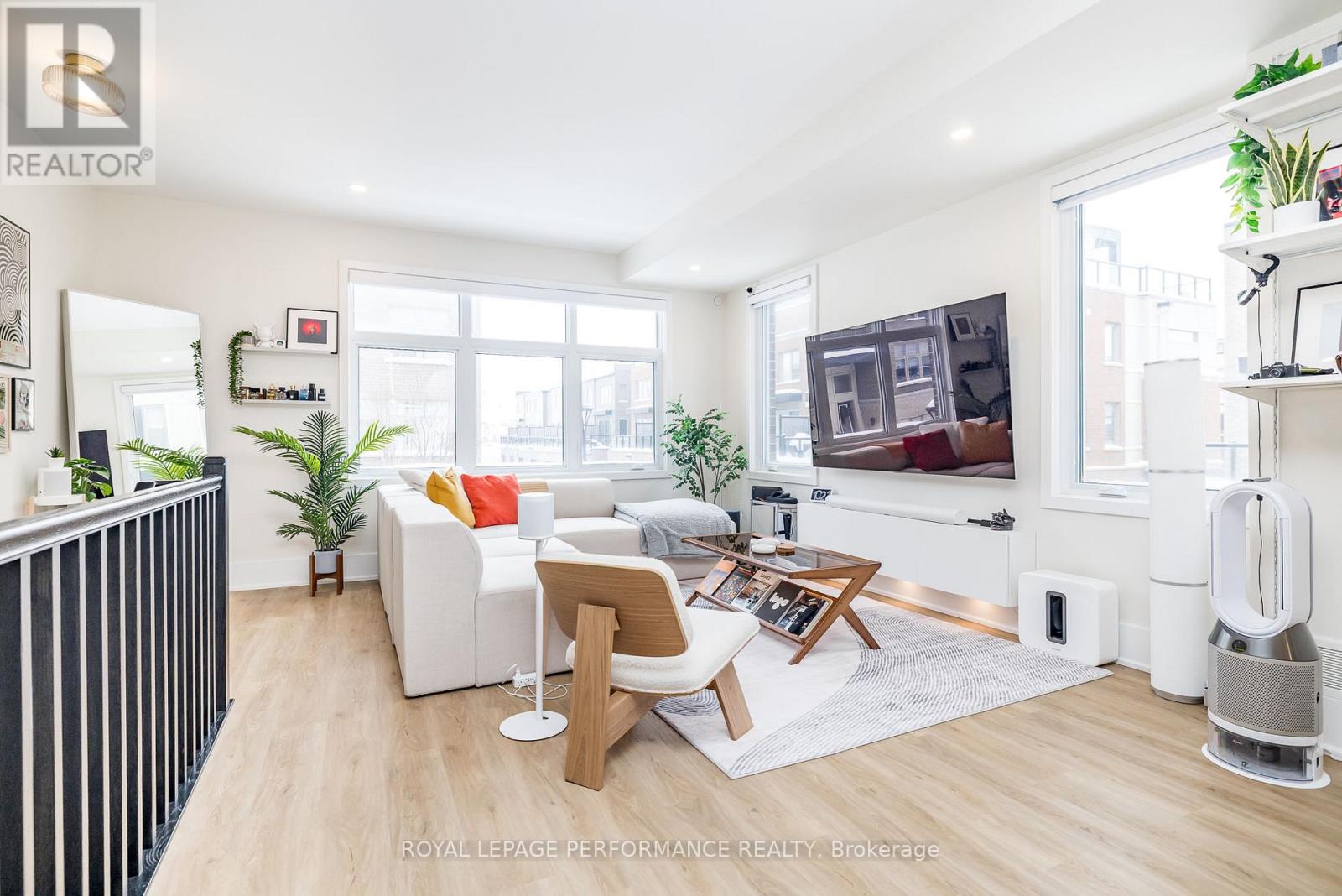 225 Makadewa Private W, Ottawa, Ontario  K1K 0P2 - Photo 9 - X12712990