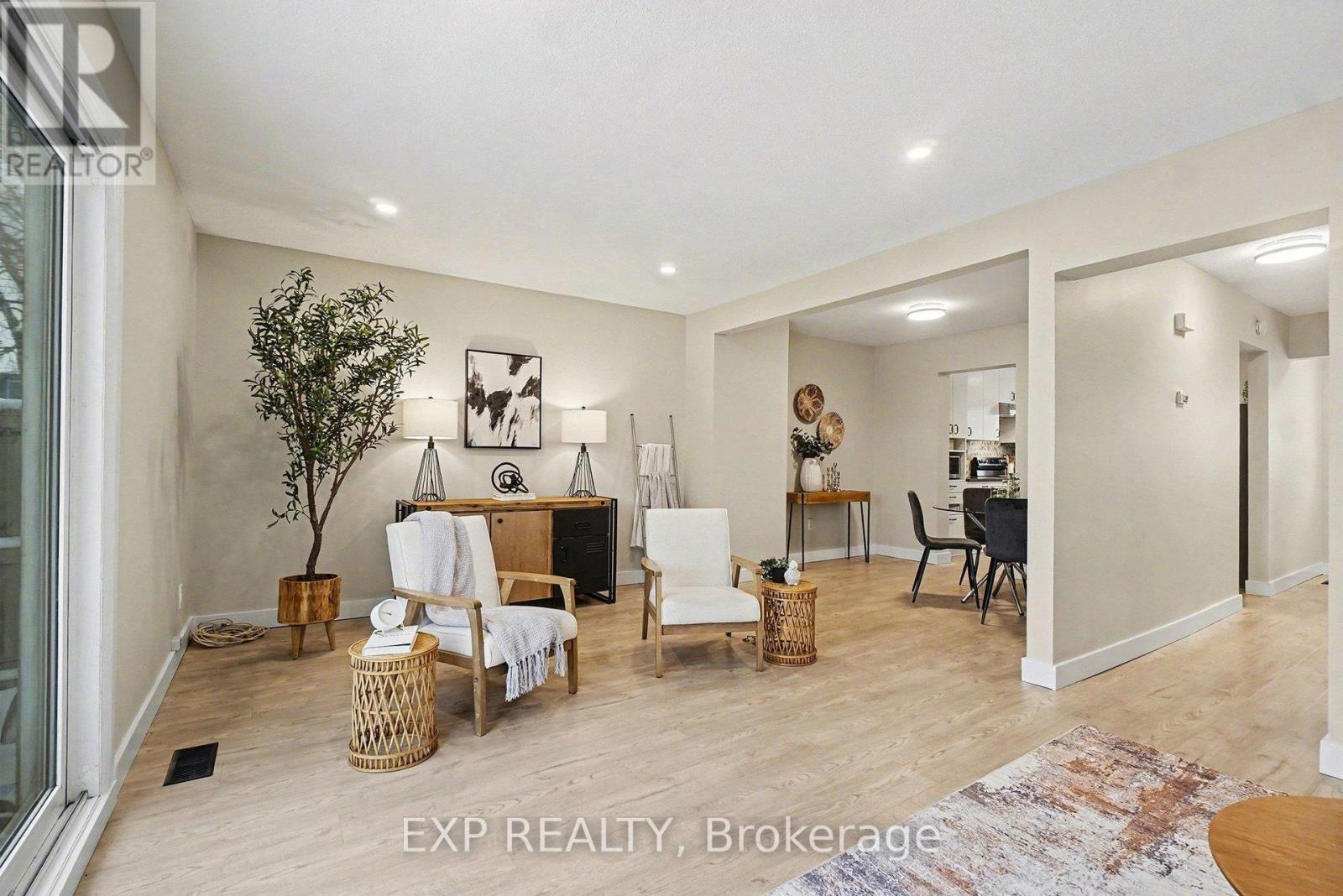 61 - 2336 Orient Park Drive, Ottawa, Ontario K2V 0J2 - Photo 6 - X12713028