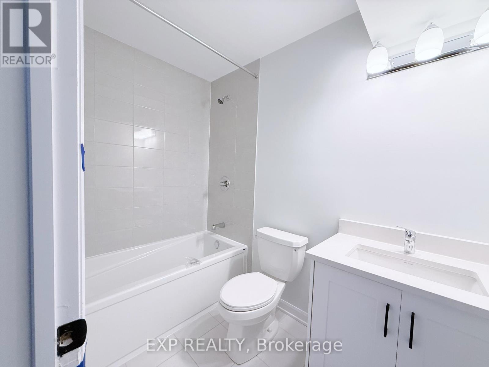 1233 Creekway Private, Ottawa, Ontario  K2T 0S9 - Photo 8 - X12713030