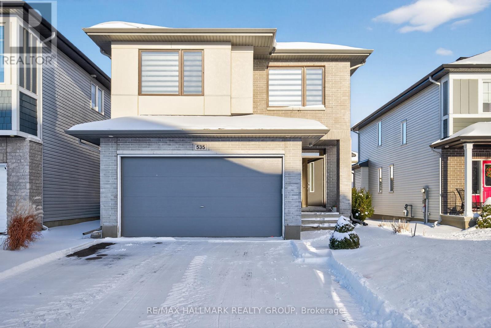 535 DRESSAGE AVENUE, Ottawa, Ontario