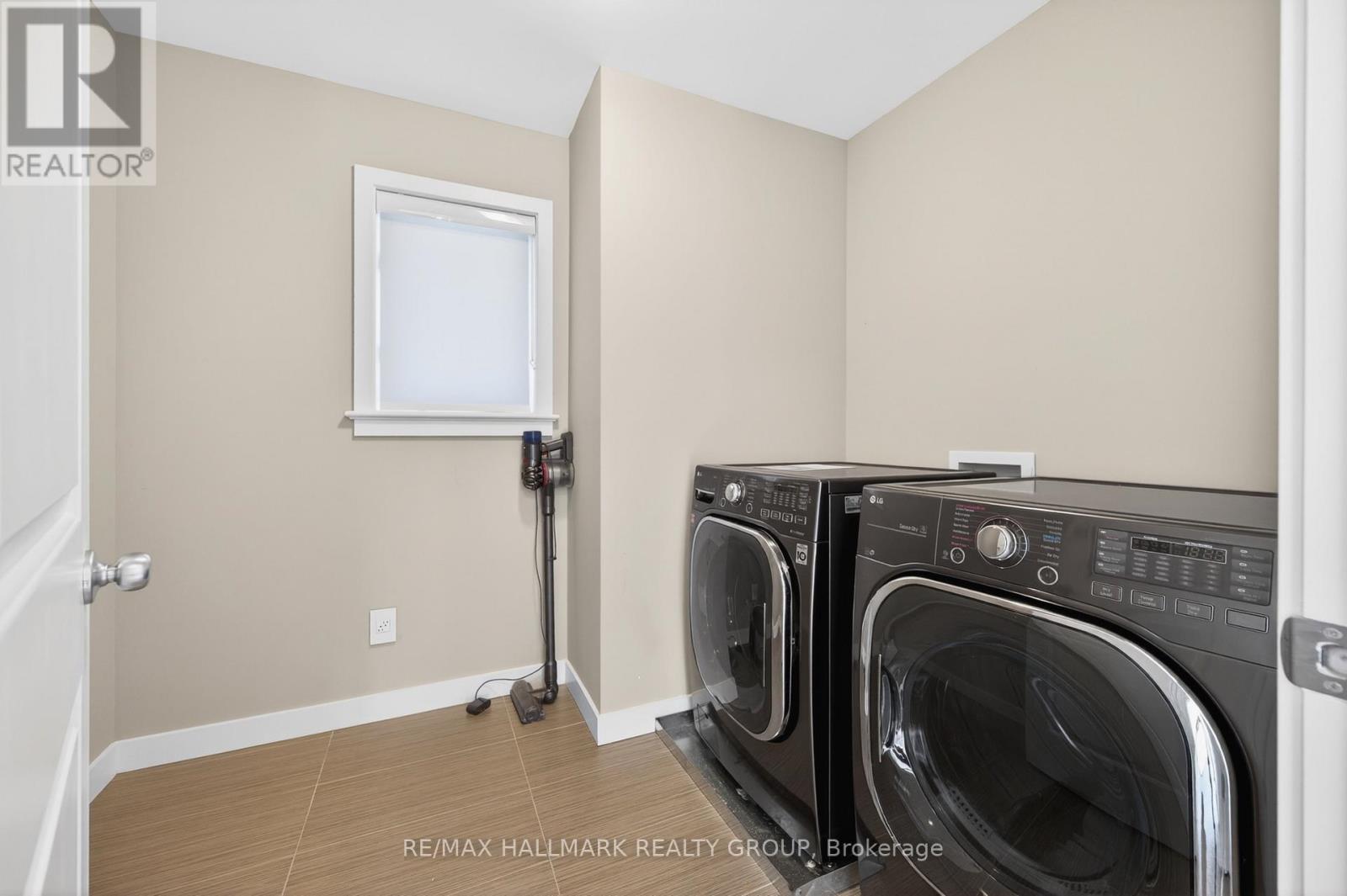 535 Dressage Avenue, Ottawa, Ontario K2V 0C6 - Photo 33 - X12713060