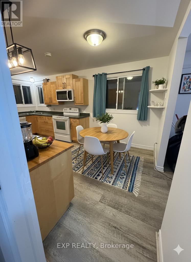 Upper - 611 Geneva Street, St. Catharines, Ontario  L2N 2J3 - Photo 10 - X12611856