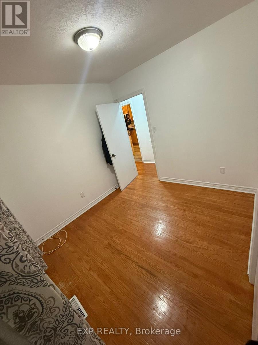 Upper - 611 Geneva Street, St. Catharines, Ontario  L2N 2J3 - Photo 26 - X12611856