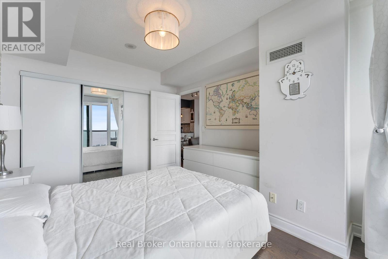 2901 - 2240 Lakeshore Boulevard W, Toronto, Ontario  M8V 0B1 - Photo 16 - W12713010