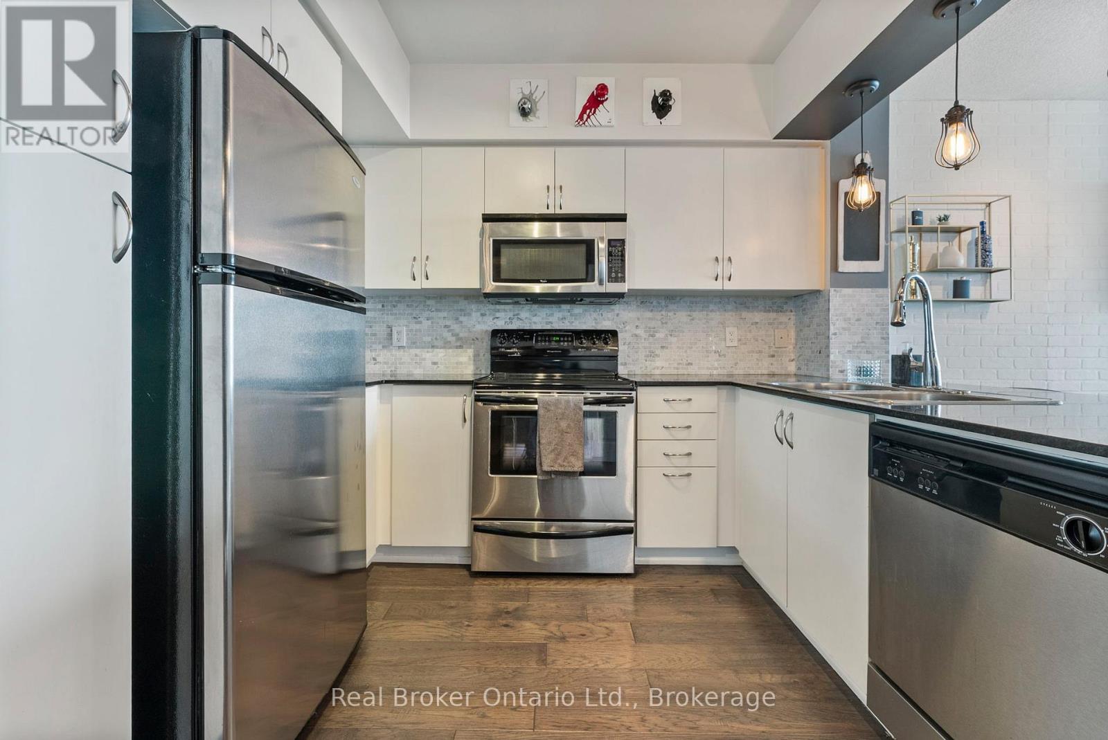 2901 - 2240 Lakeshore Boulevard W, Toronto, Ontario  M8V 0B1 - Photo 7 - W12713010