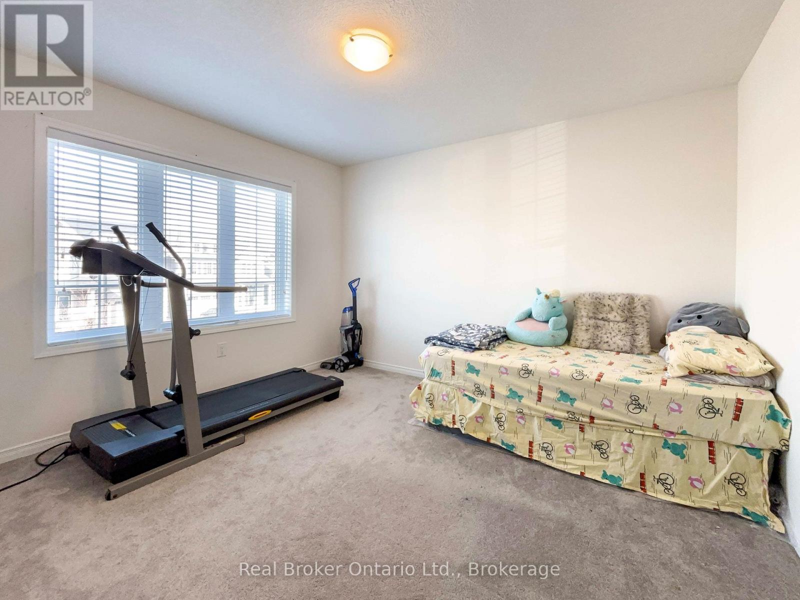 159 Longboat Run W, Brantford, Ontario  N3T 0R8 - Photo 10 - X12713000