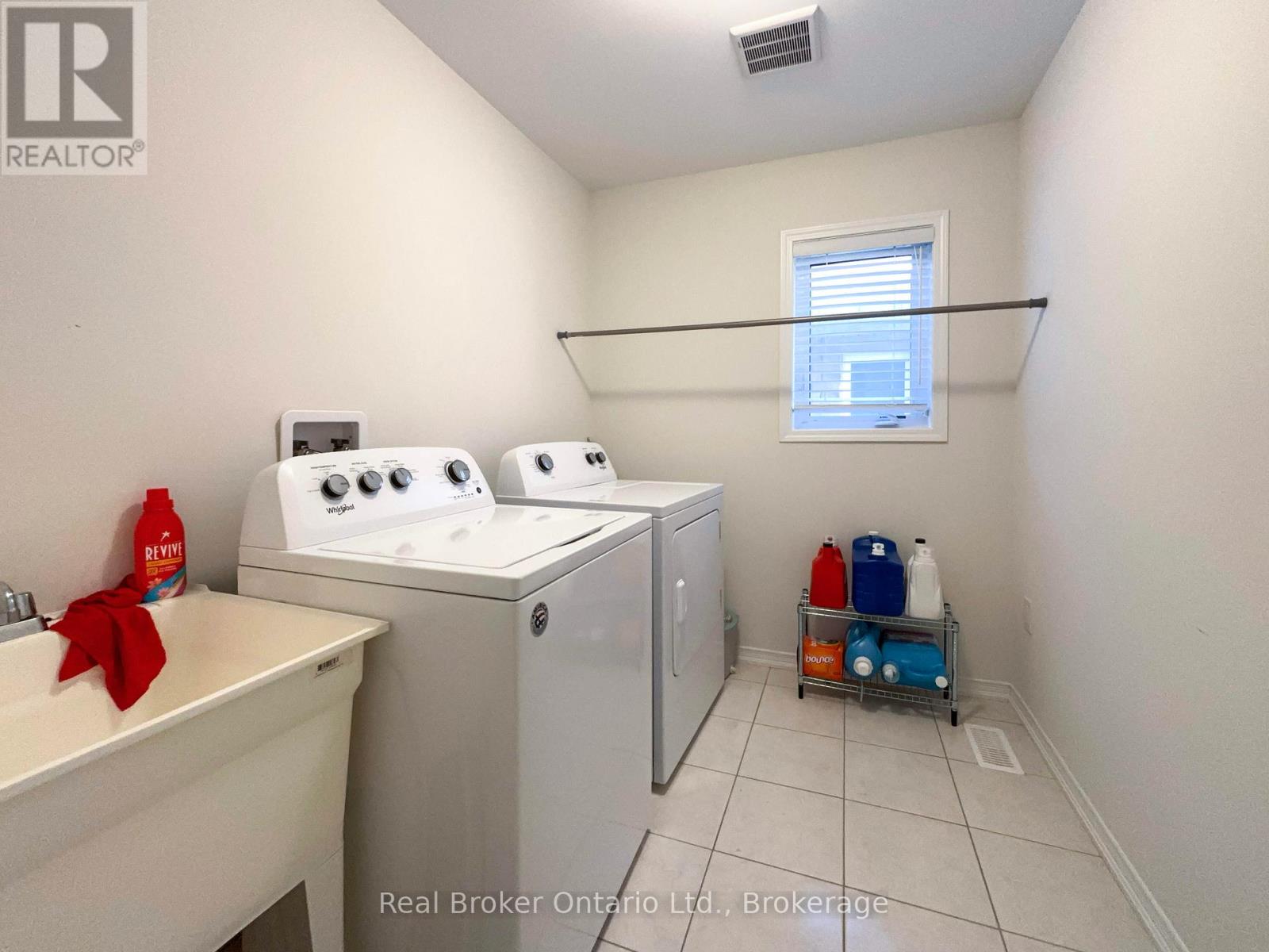 159 Longboat Run W, Brantford, Ontario  N3T 0R8 - Photo 13 - X12713000