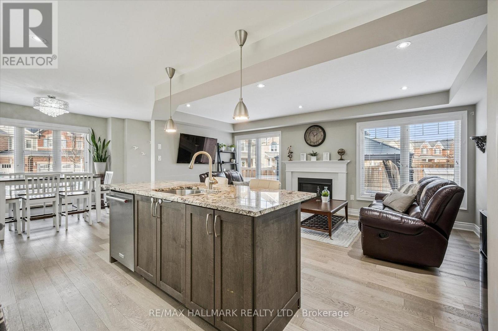 226 Amand Drive, Kitchener, Ontario  N2R 0J9 - Photo 13 - X12712872