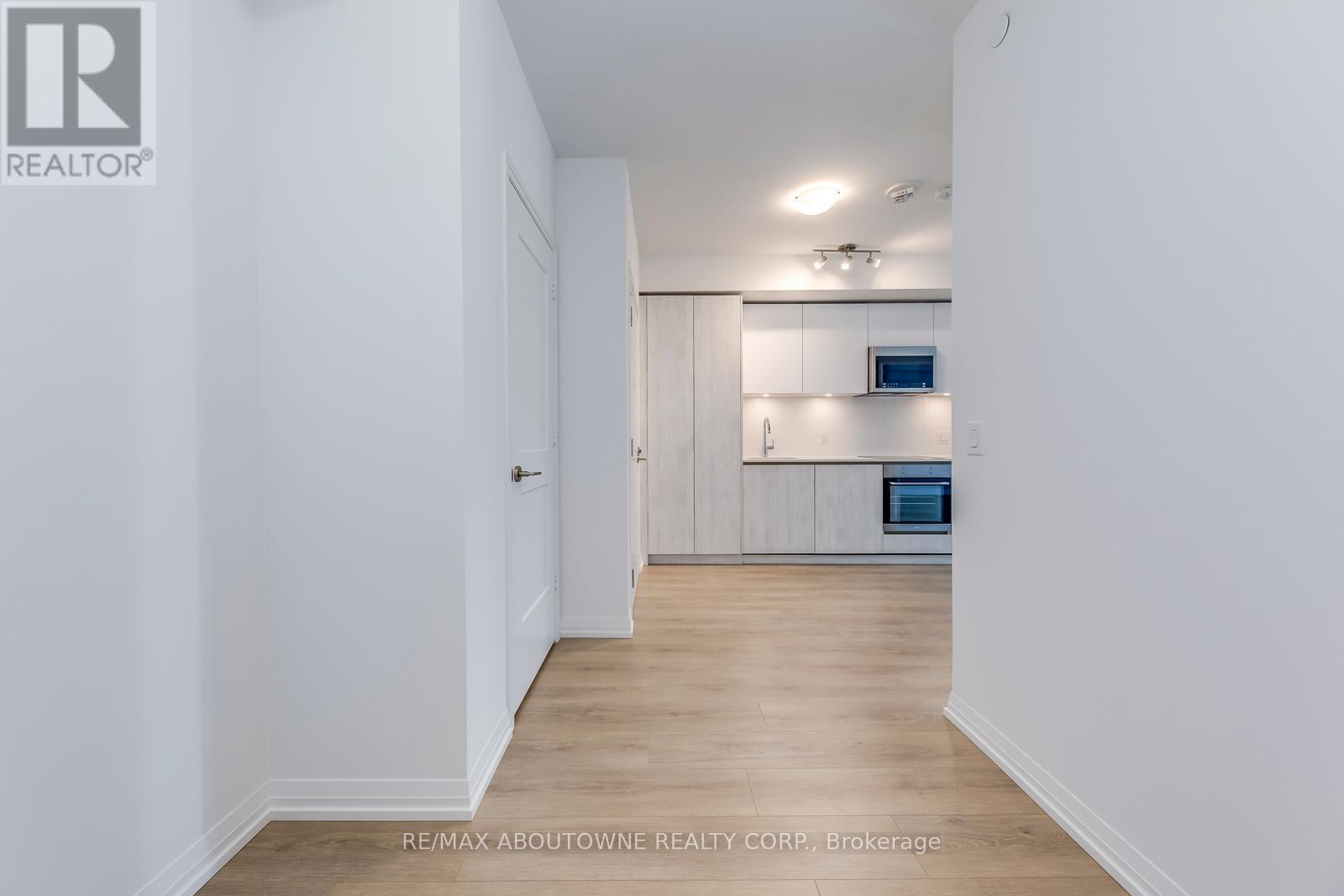 3007 - 8 Widmer Street, Toronto, Ontario  M5V 0W6 - Photo 15 - C12712934