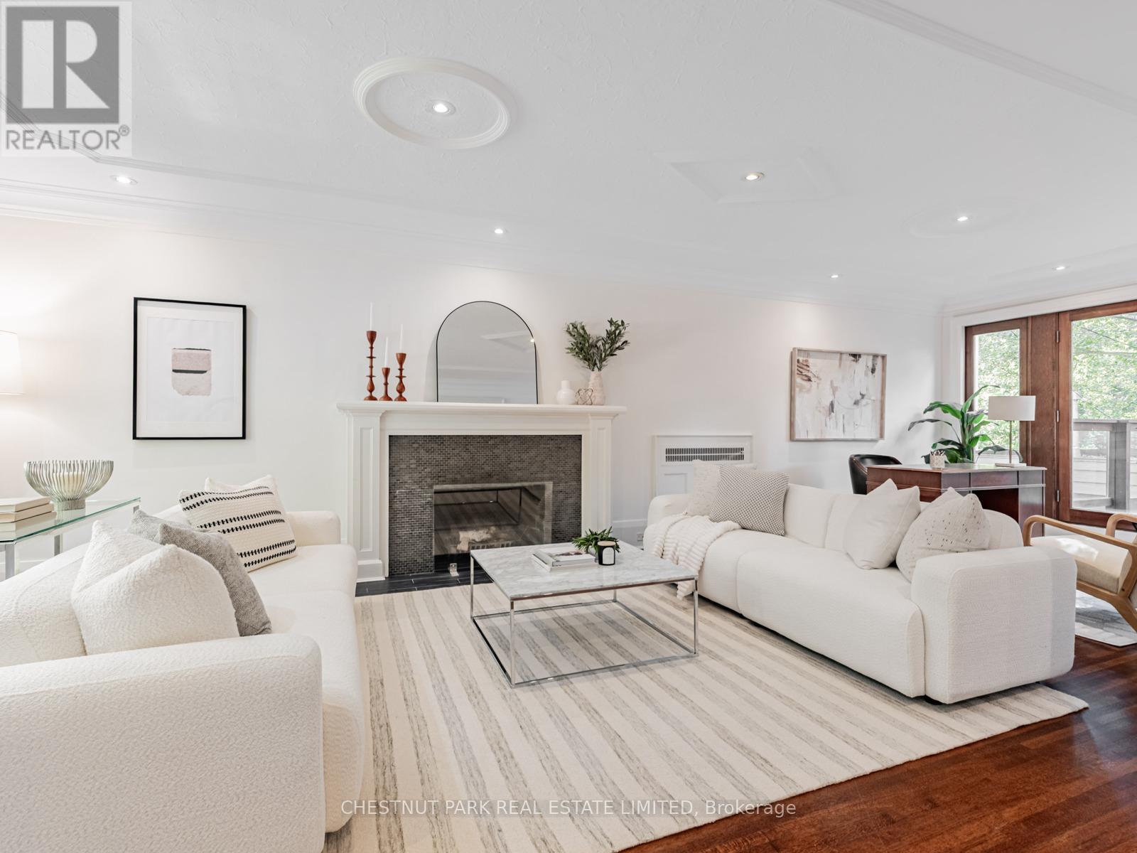 21 Cortleigh Boulevard, Toronto, Ontario  M4R 1K5 - Photo 5 - C12712984