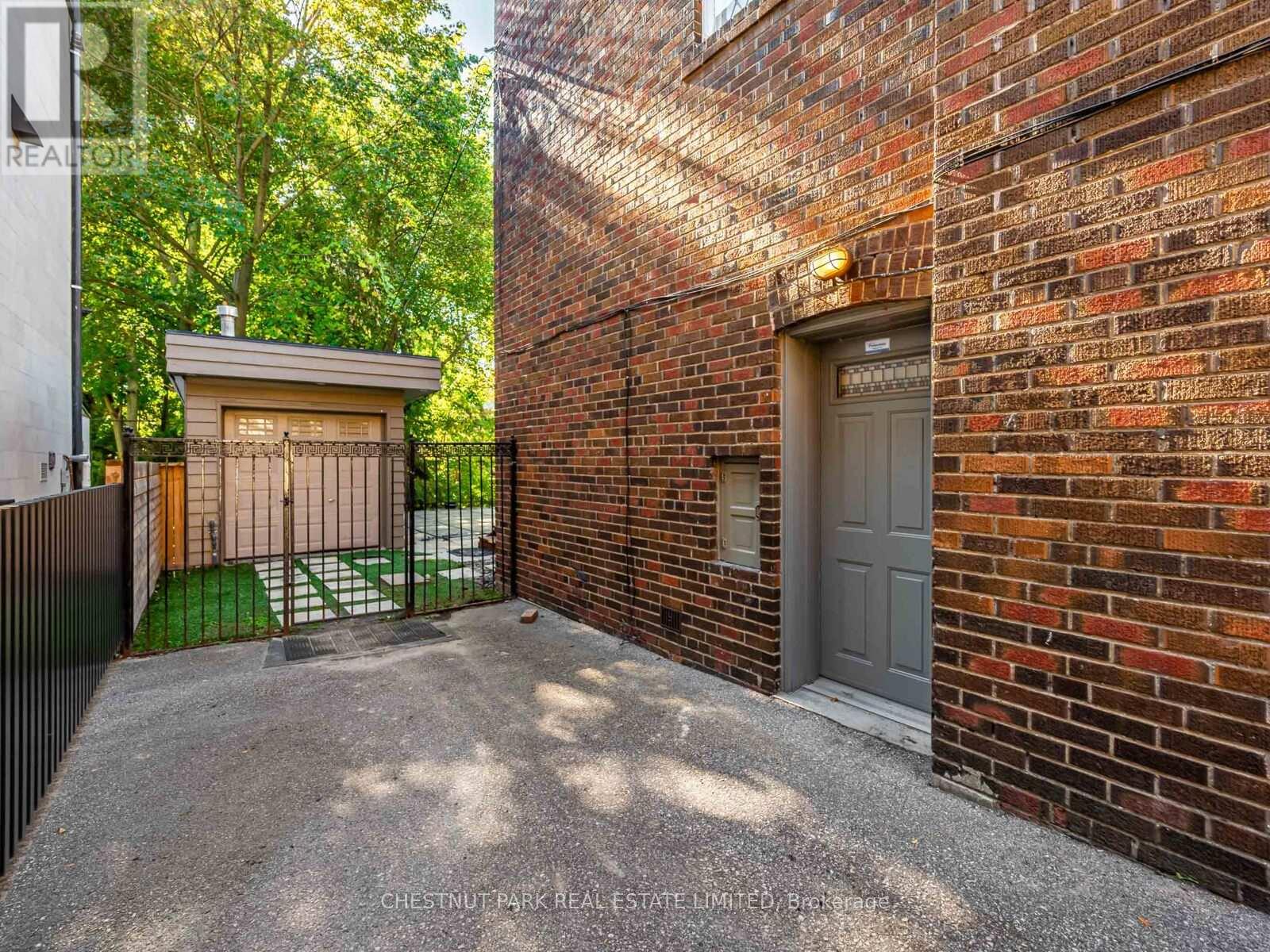 21 Cortleigh Boulevard, Toronto, Ontario  M4R 1K5 - Photo 50 - C12712984