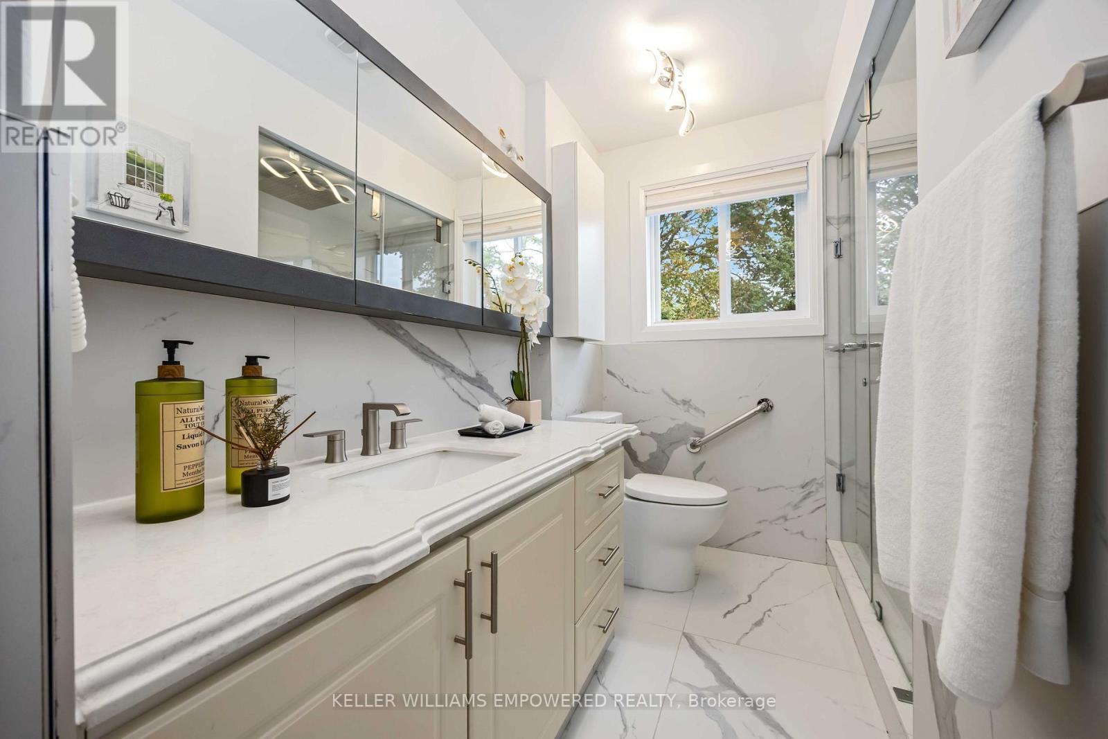 112 Kingslake Road, Toronto, Ontario  M2J 3E8 - Photo 22 - C12713144