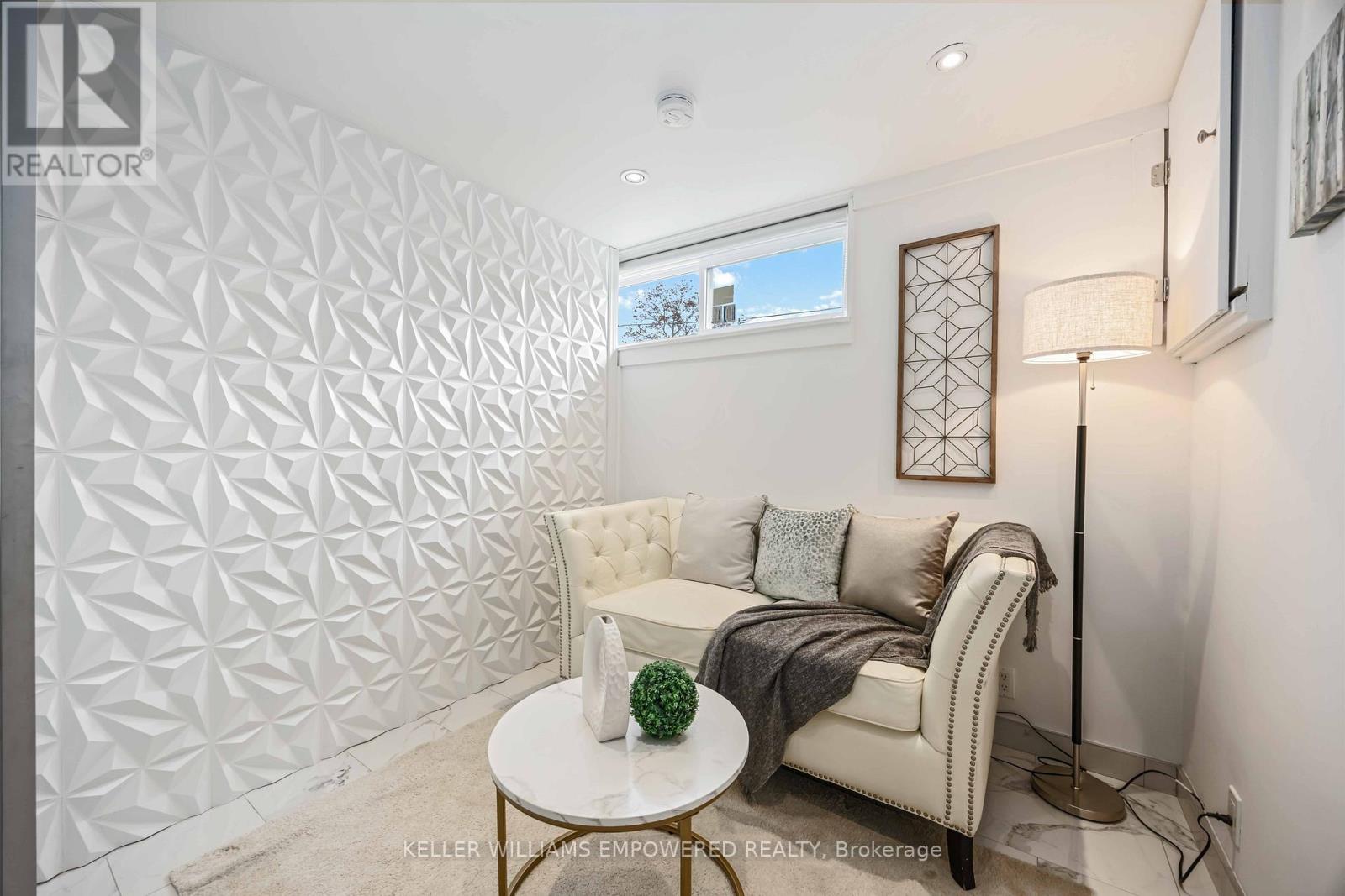 112 Kingslake Road, Toronto, Ontario  M2J 3E8 - Photo 26 - C12713144